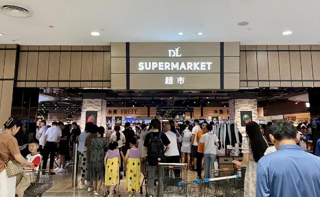 闭店网友曝光旧址现状房东肠子都悔青麻将胡了2015年胖东来因天价租金(图19) 闭店网友曝光旧址现状房东肠子都悔青麻将胡了2015年胖东来因天价租金(图19)