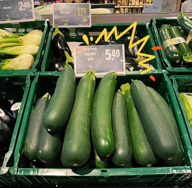 有双色的半截绿半截黄还有深绿色的像南瓜麻将胡了试玩网站免费欧洲的西葫芦居然