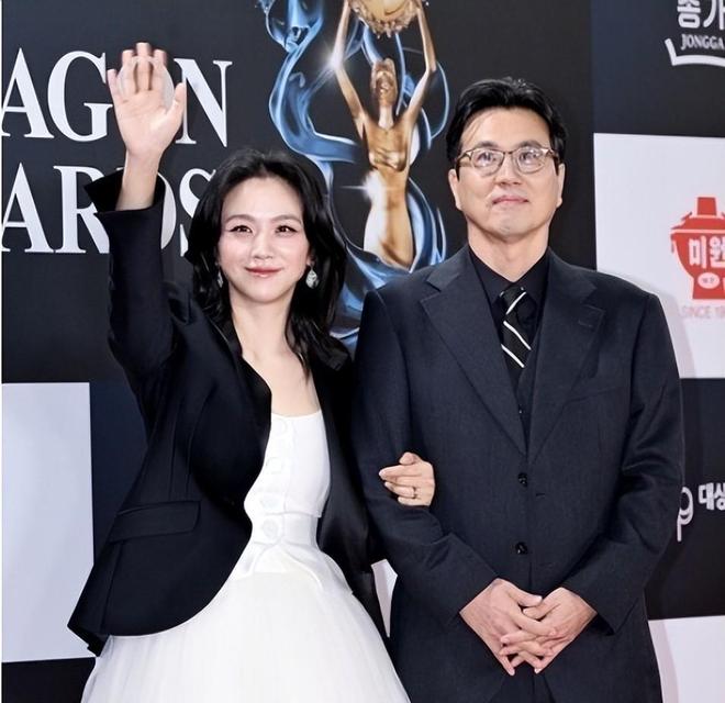 胤看看汤唯就知道了他们真的愿意带孩子PG电子麻将胡了2赵丽颖为什么找赵德(图11)