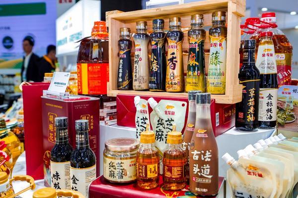 定期 金龙鱼控股股东坚定看好中国市场发展PG电子麻将胡了模拟器连续三年自愿延长锁